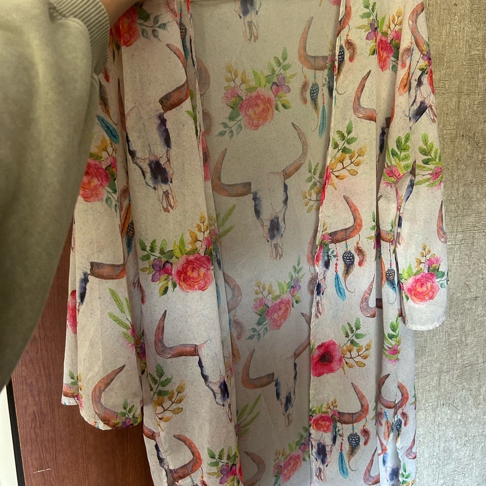 Sheer Floral & Longhorn Print Kimono